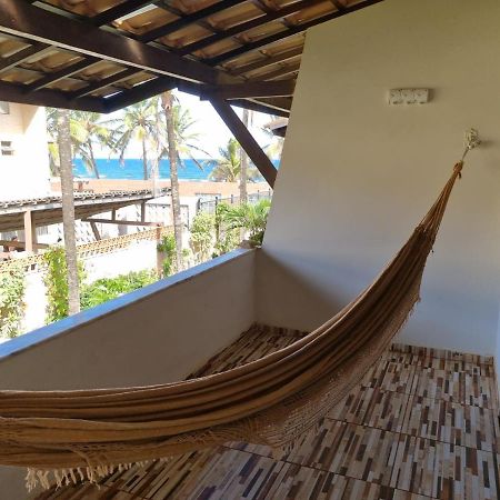 Casa Beira Mar Em Praia Do Flamengo Салвадор Екстериор снимка